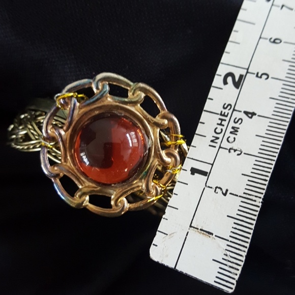 Vintage Clip On Bangle Bracelet - Picture 3 of 3